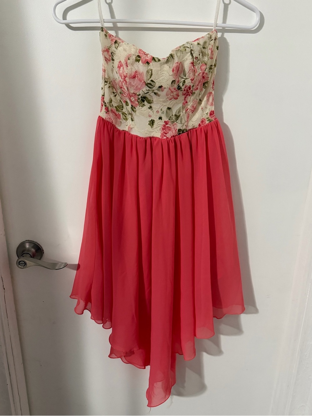 Chocolate U.S.A. strapless floral lace dress, size Small (4–6)